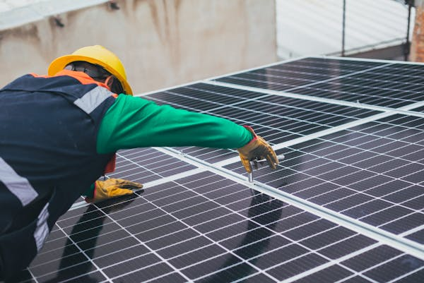La evolución de los paneles solares a través del tiempo