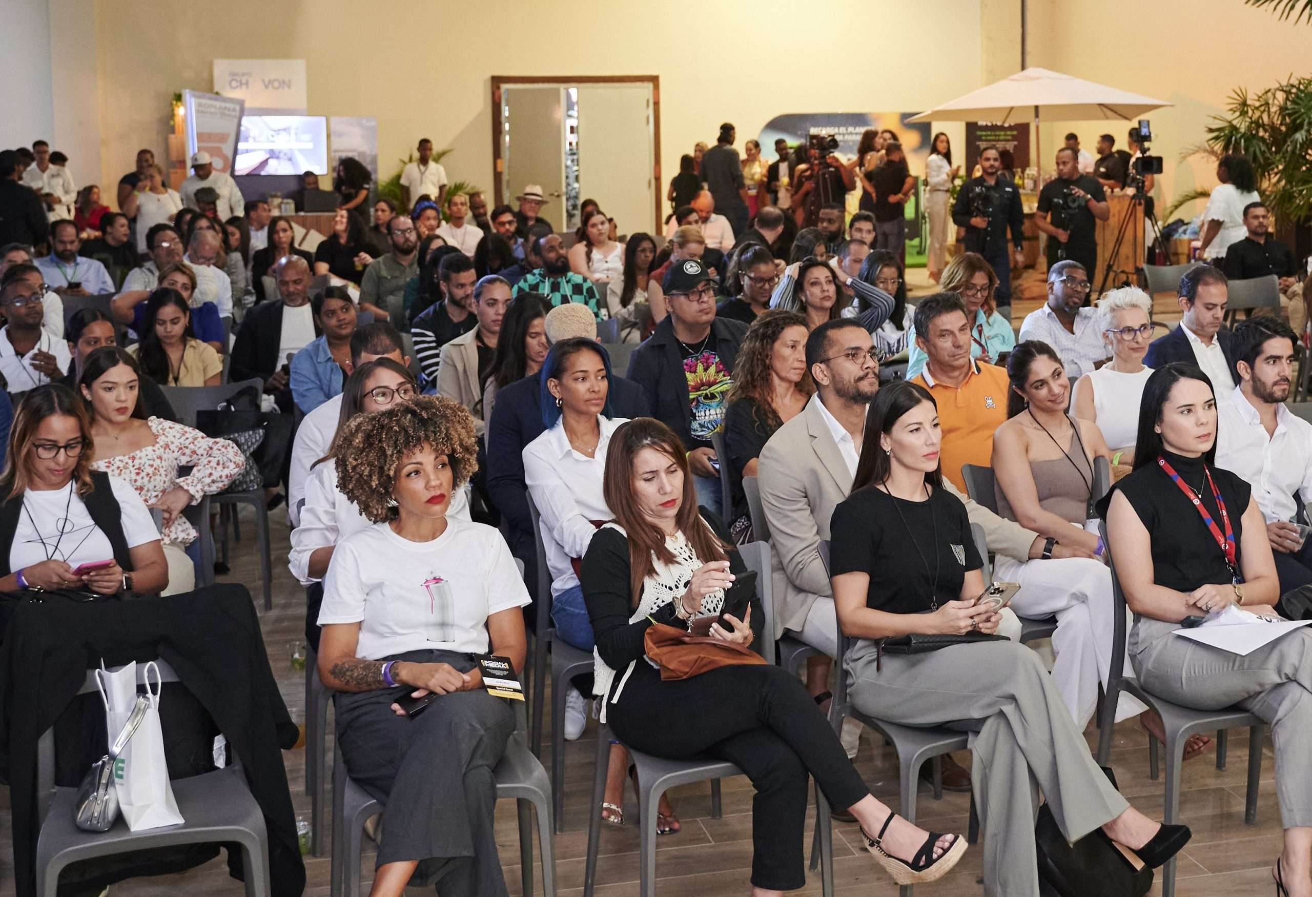 Expositores de alta gama en “Social Media Talk 2024”