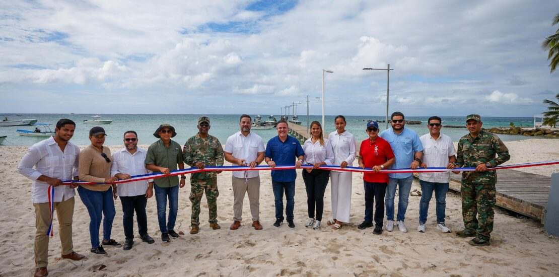 Inauguran remozado muelle turístico en Catuano, Isla Saona