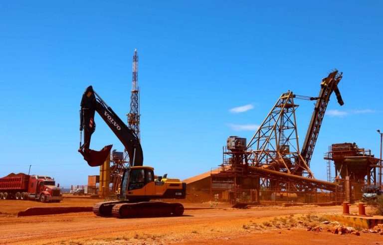 This is how Tuesday dawned; public hearings will be held to present the results of the environmental impact assessment of the Cabo Rojo project
