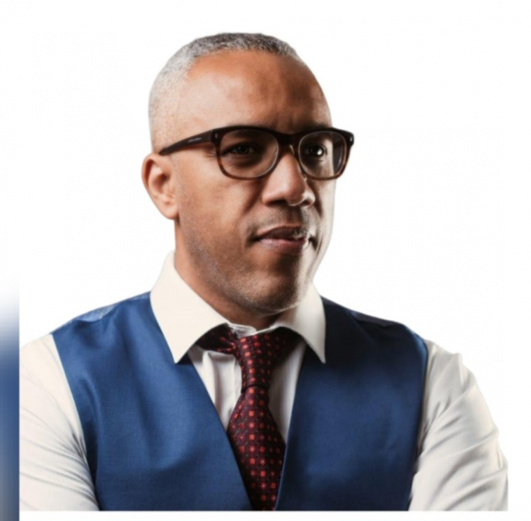 Learn commercial real estate management tonight with Mister Realty's Live, the influencer who builds relationships rather than just selling