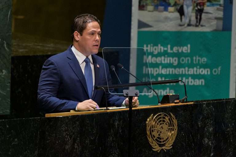 Il Ministro dell'Edilizia abitativa sottolinea, di fronte alle Nazioni Unite, gli sforzi del governo per ridurre il deficit abitativo nella Repubblica Dominicana