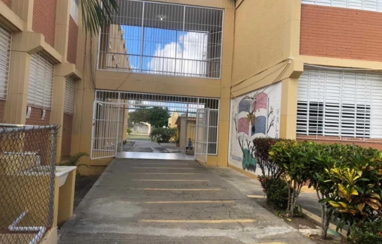 Sortearán a ingenieros la construcción de 333 aulas escolares en todo el país