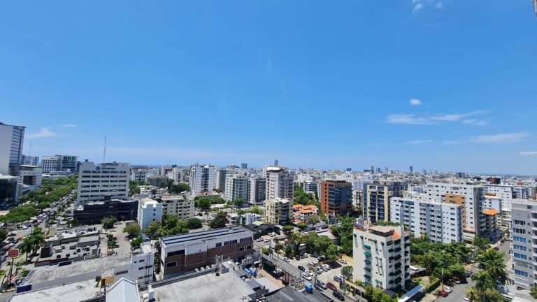 En Mayo, la actividad económica creció 2.4 %, la mayor tasa en lo que va de año, dice Ministerio de Economía