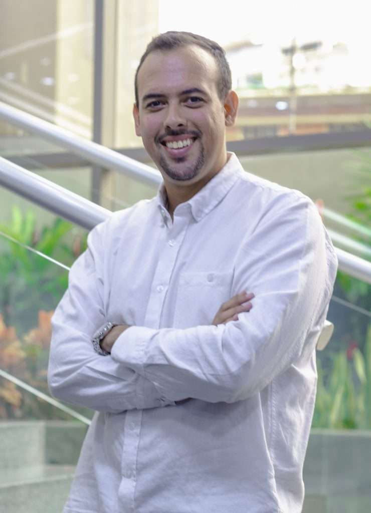 La imagen tiene un atributo ALT vacío; su nombre de archivo es GABRIEL-740x1024.jpg
