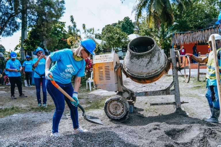 A Habitat for Humanity reafirma seu compromisso com o empoderamento das mulheres por meio da promoção de moradias dignas