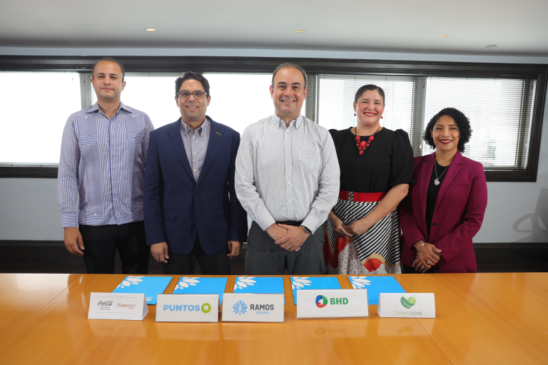 BHD renueva alianza para promover el manejo eficiente de residuos reciclables