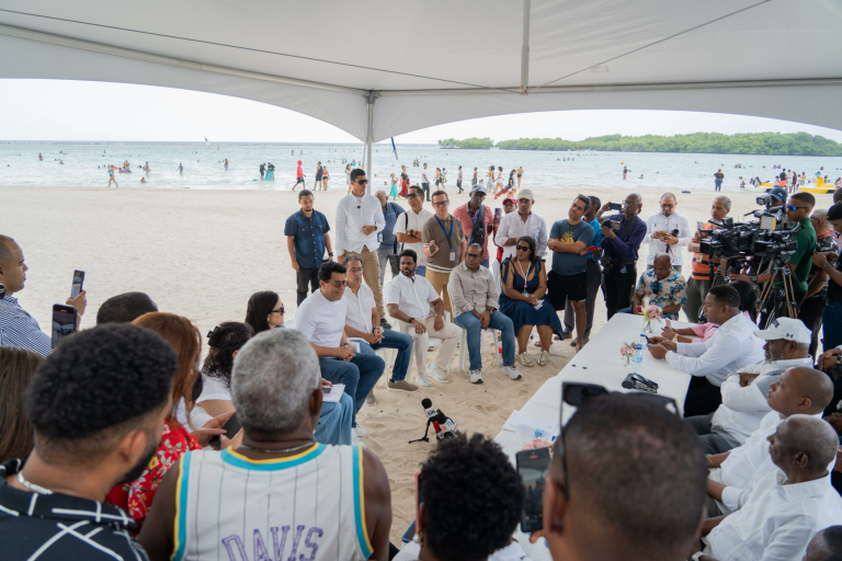 David Collado anuncia intervención en playa de Boca Chica con inversión proyectada de RD$600 millones