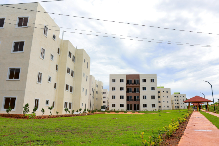 Gouvènman an delivre prèske 500 apatman nan Santo Domingo Lès